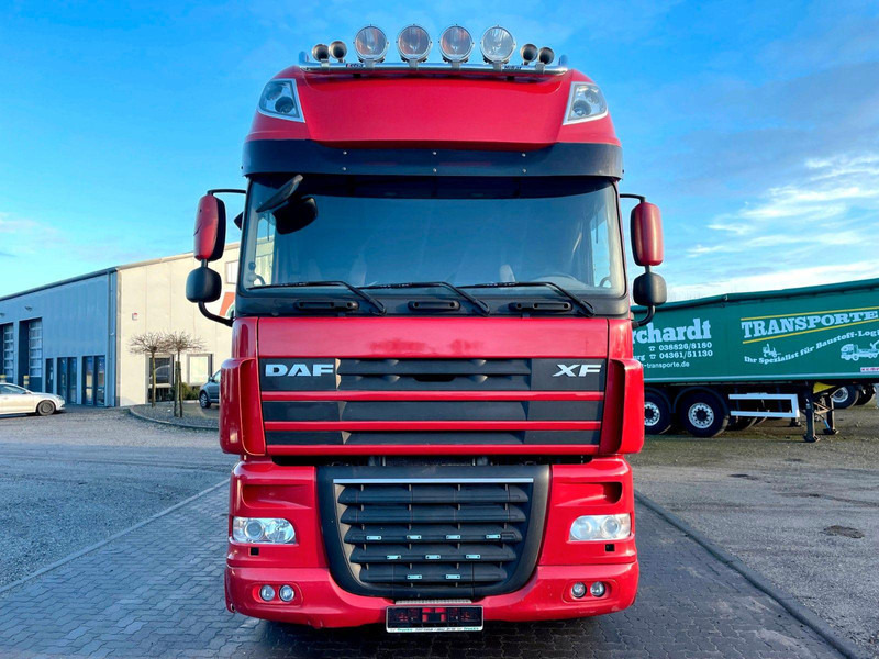 DAF XF 105.460 2-Stock Finkl Viehaufbau / Lenkachs - Camion bétaillère: photos 3 DAF XF 105.460 2-Stock Finkl Viehaufbau / Lenkachs - Camion bétaillère: photos 3