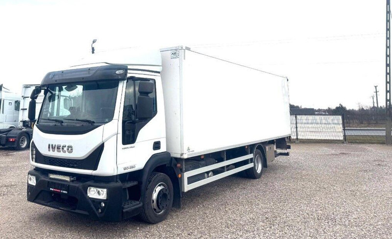 Iveco 120-250 EUROCARGO Koffer + Tail Lift - Camion fourgon: photos 1 Iveco 120-250 EUROCARGO Koffer + Tail Lift - Camion fourgon: photos 1