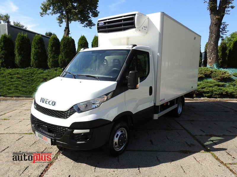 Iveco DAILY 35C15 KONTENER CHŁODNIA -12*C ZASILANIE 230V BLIŹNIACZE KO - Utilitaire frigorifique: photos 1 Iveco DAILY 35C15 KONTENER CHŁODNIA -12*C ZASILANIE 230V BLIŹNIACZE KO - Utilitaire frigorifique: photos 1