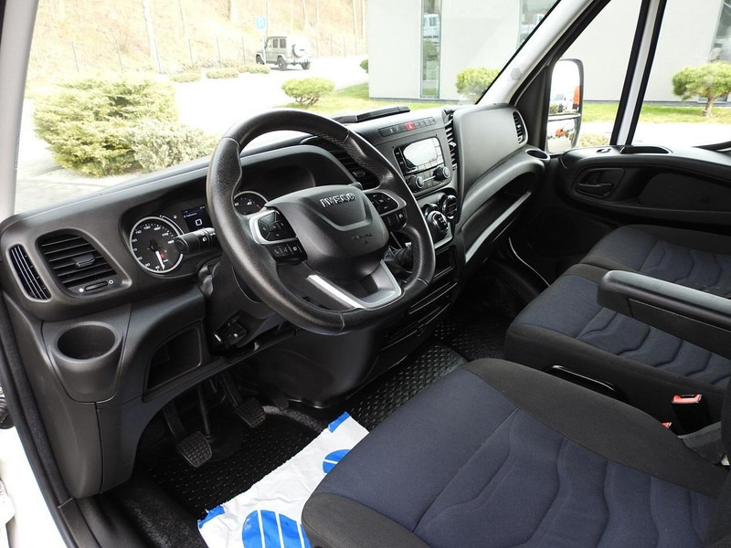 Iveco DAILY 35S18 PLANDEKA 10 PALET WEBASTO TEMPOMAT KLIMATYZACJA 18 - Utilitaire rideaux coulissants (PLSC): photos 2 Iveco DAILY 35S18 PLANDEKA 10 PALET WEBASTO TEMPOMAT KLIMATYZACJA 18 - Utilitaire rideaux coulissants (PLSC): photos 2