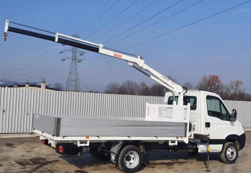 Iveco Daily 35C13 Bonfiglioli P 2300 - Pritsche 4,3 m - Utilitaire plateau: photos 2 Iveco Daily 35C13 Bonfiglioli P 2300 - Pritsche 4,3 m - Utilitaire plateau: photos 2