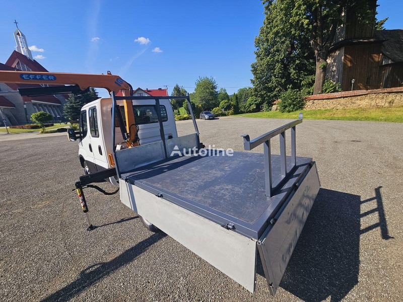 Iveco Daily 35c-15 Doka flatbed + crane Effer - Utilitaire plateau, Utilitaire double cabine: photos 3 Iveco Daily 35c-15 Doka flatbed + crane Effer - Utilitaire plateau, Utilitaire double cabine: photos 3