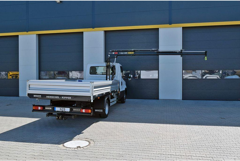 Iveco Daily 50C21H 3 way tipper + crane Hiab T-CLX 029 - Camion benne, Camion grue: photos 3 Iveco Daily 50C21H 3 way tipper + crane Hiab T-CLX 029 - Camion benne, Camion grue: photos 3