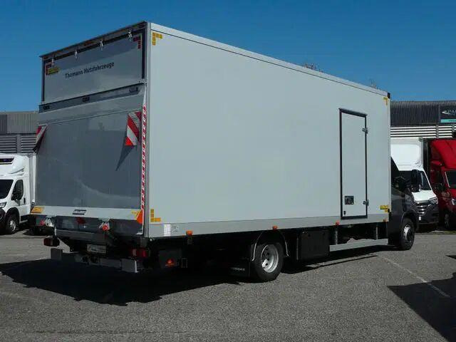 Camion fourgon neuf Iveco Daily 70C18 - Koffer+tail lift: photos 6 Camion fourgon neuf Iveco Daily 70C18 - Koffer+tail lift: photos 6