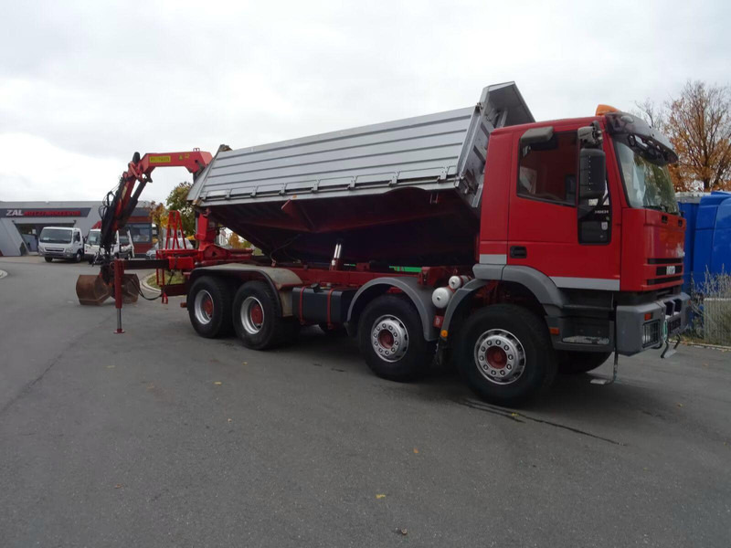 Iveco EuroTrakker 32.340 - 3 way tipper truck + crane - Camion benne, Camion grue: photos 2 Iveco EuroTrakker 32.340 - 3 way tipper truck + crane - Camion benne, Camion grue: photos 2