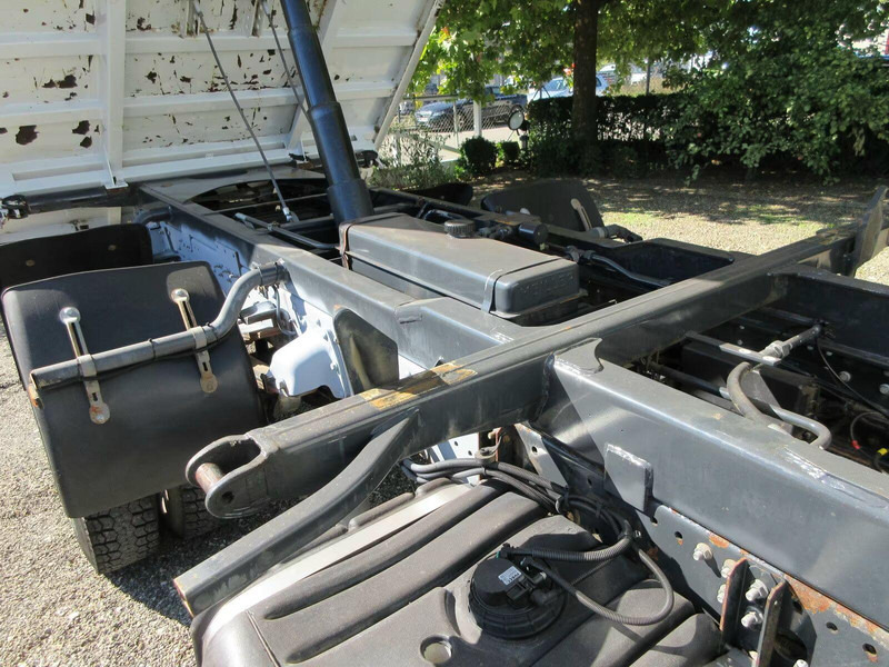 Iveco Eurocargo 120E25 - 3 way tipper - Camion benne: photos 5 Iveco Eurocargo 120E25 - 3 way tipper - Camion benne: photos 5