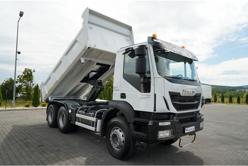 Camion benne Iveco TRAKKER 360: photos 8