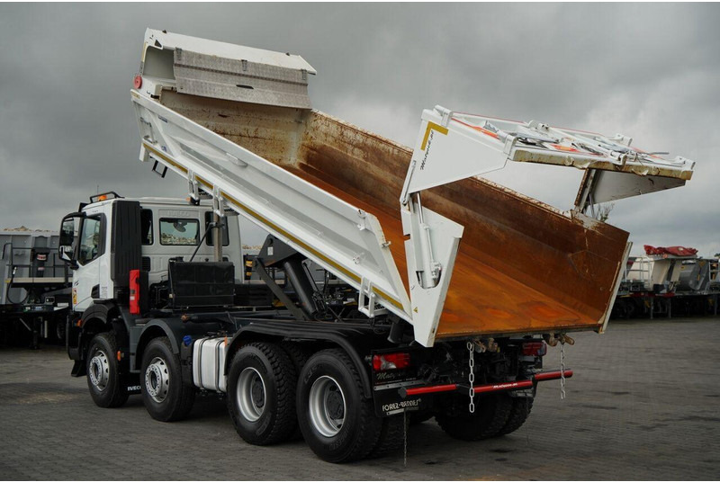 Iveco X-WAY 480 / 8X4 / WYWROTKA DWUSTRONNA / HYDROBURTA / HYDROKLAPA - Camion benne: photos 4 Iveco X-WAY 480 / 8X4 / WYWROTKA DWUSTRONNA / HYDROBURTA / HYDROKLAPA - Camion benne: photos 4