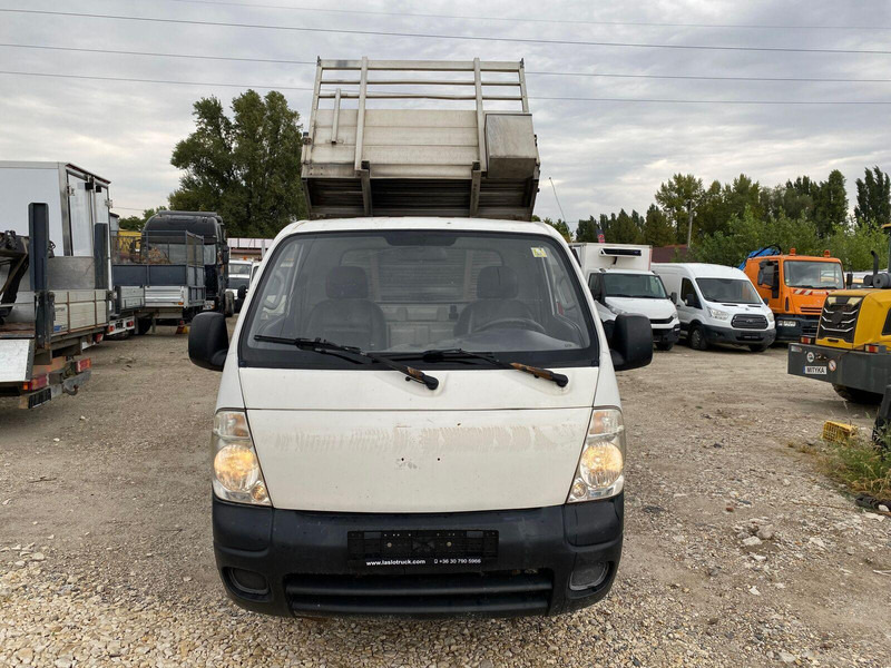 Kia K2500 - 3 sided Tipper - Utilitaire benne: photos 2 Kia K2500 - 3 sided Tipper - Utilitaire benne: photos 2