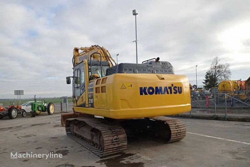 Pelle sur chenille Komatsu PC 210LC-11 Crawler excavator: photos 10 Pelle sur chenille Komatsu PC 210LC-11 Crawler excavator: photos 10