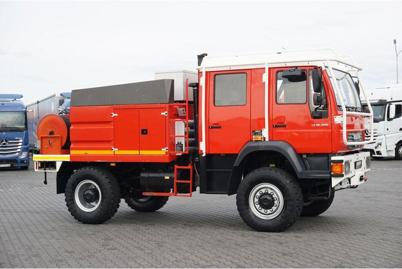 MAN / LE 220 / 4 X 4 / DOKA / STRAŻ POZARNA - Camion de pompier: photos 4 MAN / LE 220 / 4 X 4 / DOKA / STRAŻ POZARNA - Camion de pompier: photos 4