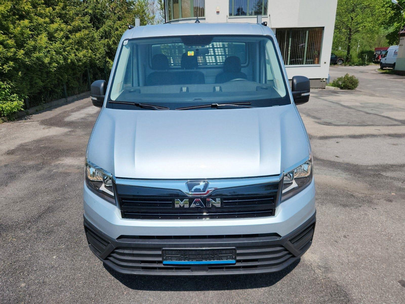 MAN TGE 4x4 Flatbed - Utilitaire plateau: photos 2 MAN TGE 4x4 Flatbed - Utilitaire plateau: photos 2