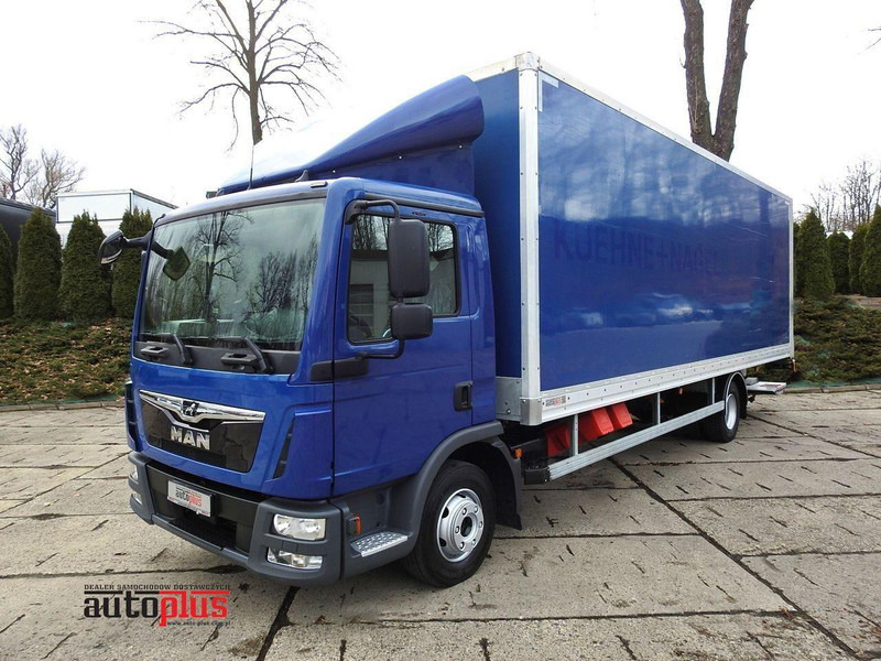 MAN TGL 12.220 KONTENER WINDA 18 PALET TEMPOMAT KLIMATYZACJA PNEUMAT - Camion fourgon: photos 1 MAN TGL 12.220 KONTENER WINDA 18 PALET TEMPOMAT KLIMATYZACJA PNEUMAT - Camion fourgon: photos 1