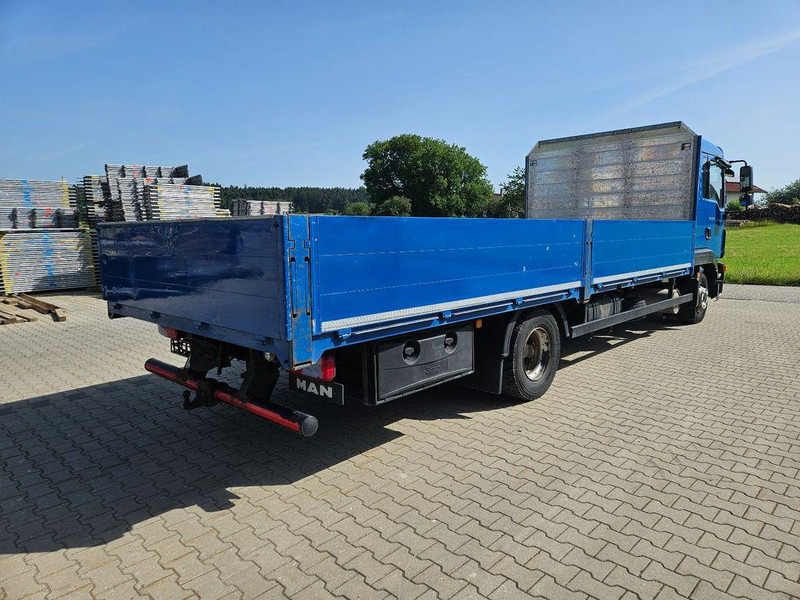 MAN TGL 12-250 - Camion plateau: photos 4 MAN TGL 12-250 - Camion plateau: photos 4