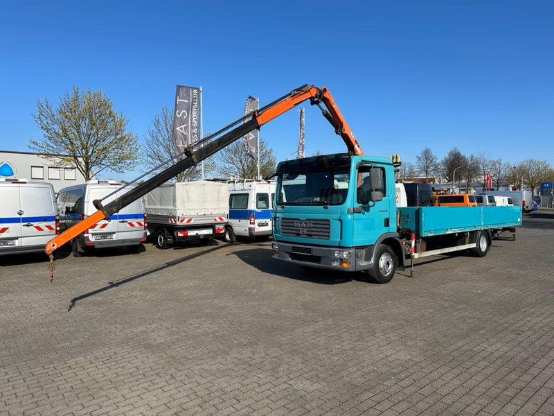 Crédit-bail de MAN TGL 8.210 - Flatbed truck + crane MAN TGL 8.210 - Flatbed truck + crane: photos 8 Crédit-bail de MAN TGL 8.210 - Flatbed truck + crane MAN TGL 8.210 - Flatbed truck + crane: photos 8