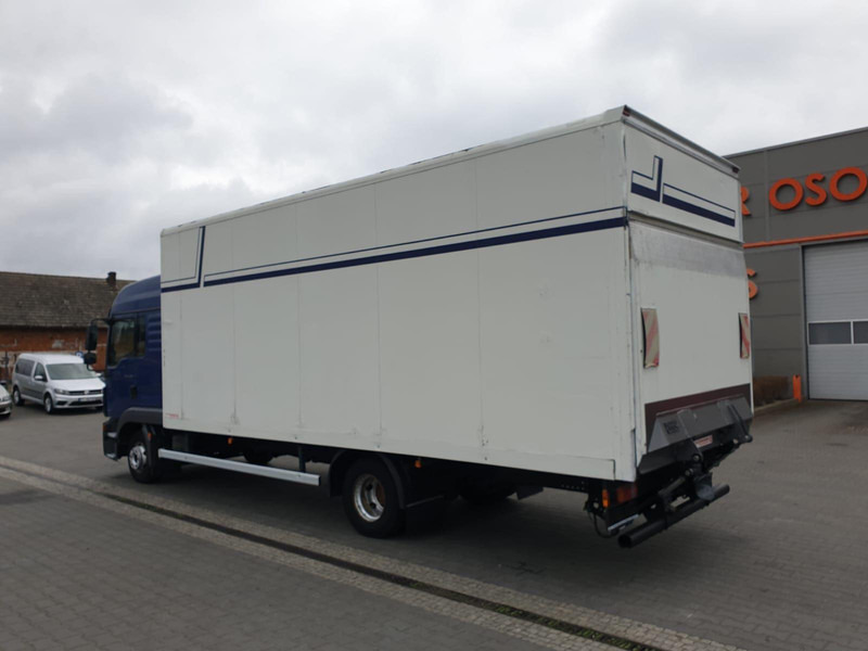 MAN TGL 8.220 EURO 5 CONTAINER+LIFT - Camion fourgon: photos 3 MAN TGL 8.220 EURO 5 CONTAINER+LIFT - Camion fourgon: photos 3