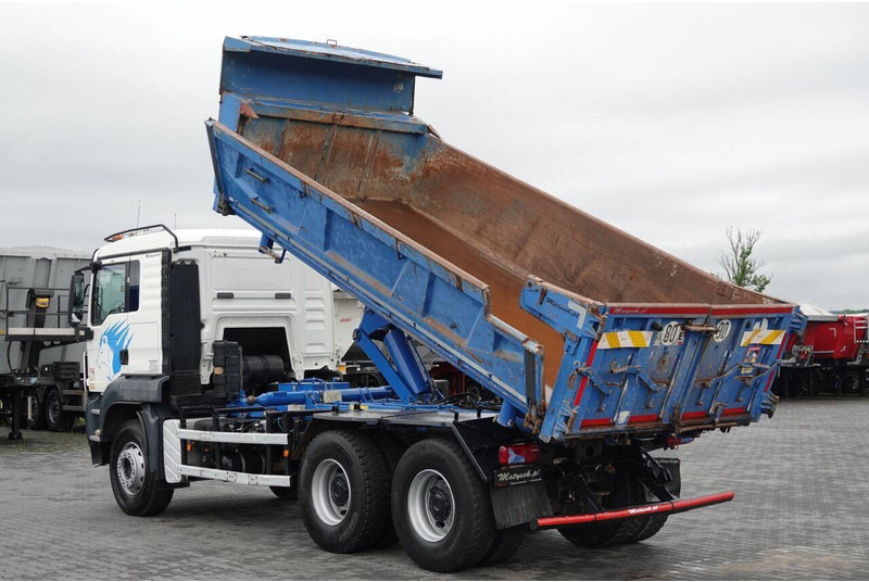 MAN TGS 26.360/ 6x4 / WYWROTKA 2- STRONNA / HYDROBURTA / BORDMATIC - Camion benne: photos 2 MAN TGS 26.360/ 6x4 / WYWROTKA 2- STRONNA / HYDROBURTA / BORDMATIC - Camion benne: photos 2