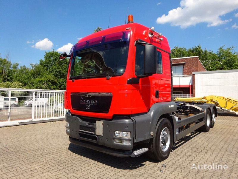 MAN TGS 26.480 Hook lift truck 6x2 - Camion ampliroll: photos 3 MAN TGS 26.480 Hook lift truck 6x2 - Camion ampliroll: photos 3