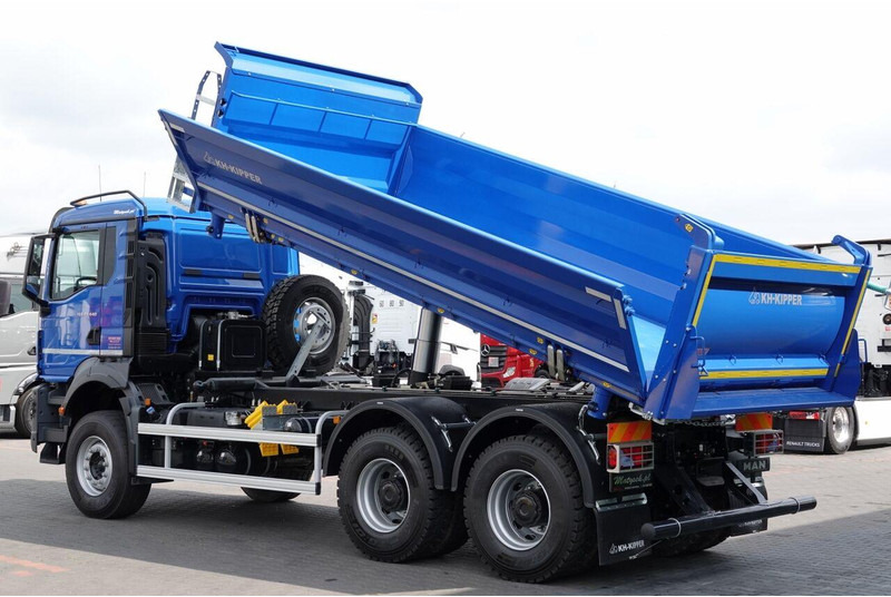 MAN TGS 33. 440 - Camion benne: photos 4 MAN TGS 33. 440 - Camion benne: photos 4