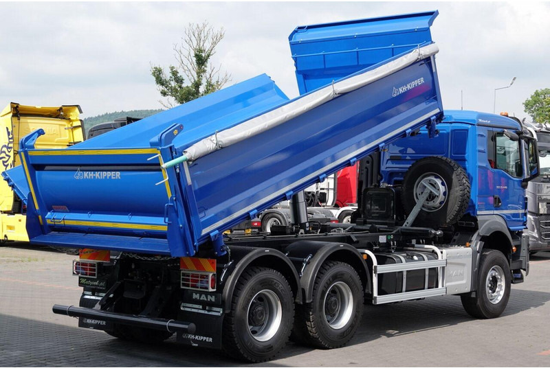MAN TGS 33. 440 - Camion benne: photos 5 MAN TGS 33. 440 - Camion benne: photos 5