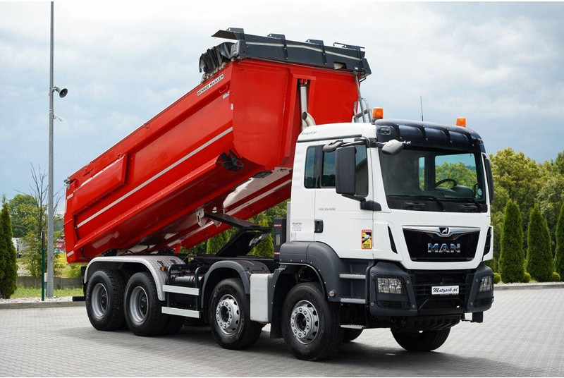 MAN TGS 35.460 / 8X4 / WYWROTKA TYLNOZSYPOWA / HYDROKLAPA / 2018 ROK - Camion benne: photos 5 MAN TGS 35.460 / 8X4 / WYWROTKA TYLNOZSYPOWA / HYDROKLAPA / 2018 ROK - Camion benne: photos 5
