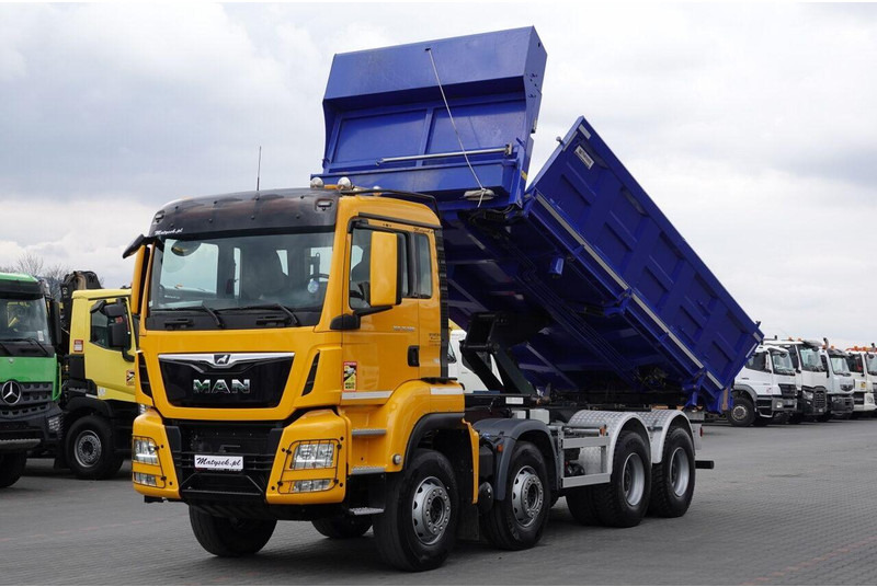 MAN TGS 35.500 / 8x4 / WYWROTKA / HYDROBURTA / BORDMATIK / NAVI / 20 - Camion benne: photos 2 MAN TGS 35.500 / 8x4 / WYWROTKA / HYDROBURTA / BORDMATIK / NAVI / 20 - Camion benne: photos 2