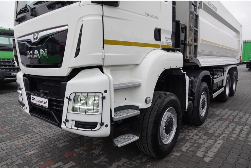 Camion benne MAN TGS 41.460 / 8x8 / WYWROTKA TYLNOZSYP / MANUAL / KH-KIPPER / EUR: photos 20 Camion benne MAN TGS 41.460 / 8x8 / WYWROTKA TYLNOZSYP / MANUAL / KH-KIPPER / EUR: photos 20