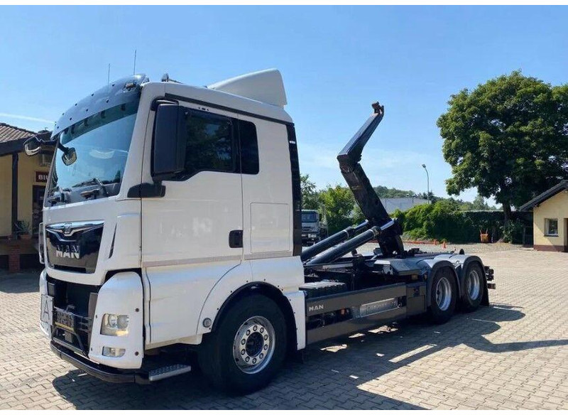 MAN TGX 26.440 - Camion ampliroll: photos 1 MAN TGX 26.440 - Camion ampliroll: photos 1