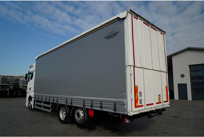MAN TGX 26.470 / 6x2 / FIRANKA / SOLÓWKA / 6x2 / 120 m3 / OŚ PODNOSZ - Camion à rideaux coulissants: photos 4 MAN TGX 26.470 / 6x2 / FIRANKA / SOLÓWKA / 6x2 / 120 m3 / OŚ PODNOSZ - Camion à rideaux coulissants: photos 4