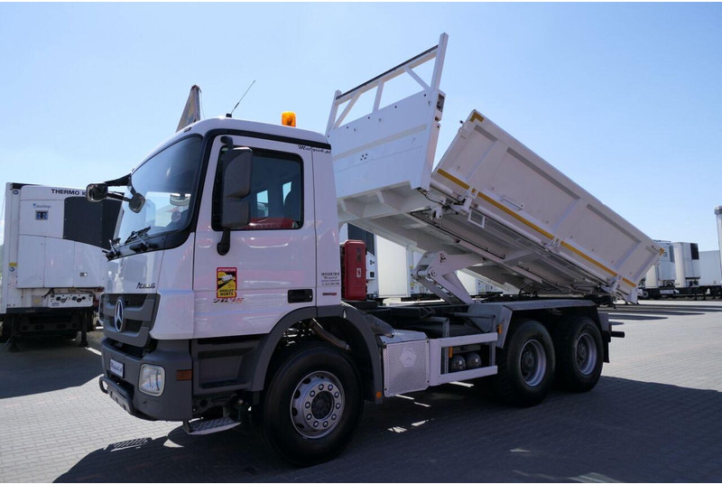 Mercedes-Benz ACTROS 2636 - Camion benne: photos 2 Mercedes-Benz ACTROS 2636 - Camion benne: photos 2