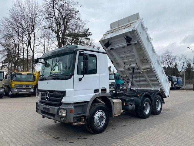 Mercedes-Benz ACTROS 2641 - Camion benne: photos 1 Mercedes-Benz ACTROS 2641 - Camion benne: photos 1