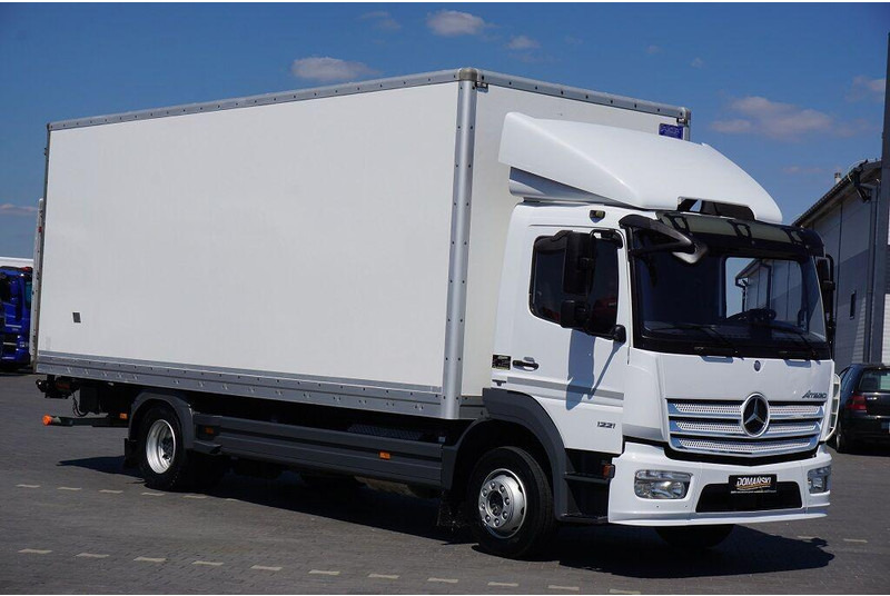 Mercedes-Benz ATEGO / 1221 / ACC / EURO 6 / KONTENER + WINDA / 17 PALET - Camion fourgon: photos 2 Mercedes-Benz ATEGO / 1221 / ACC / EURO 6 / KONTENER + WINDA / 17 PALET - Camion fourgon: photos 2