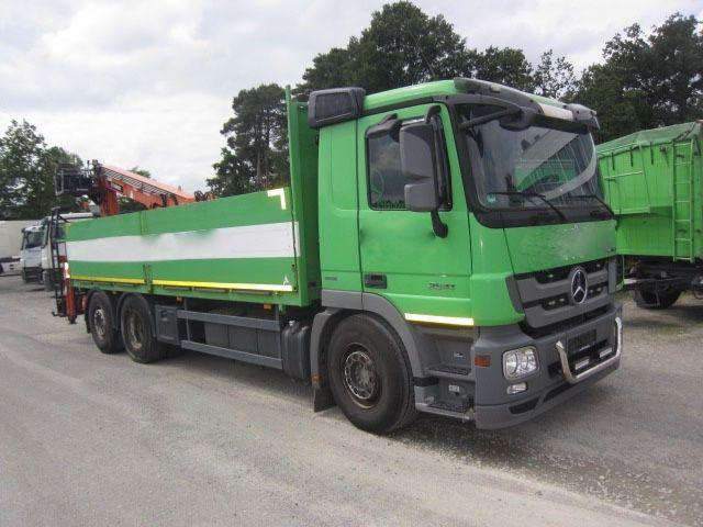 Mercedes-Benz Actros 2541 mit Atlas -Kran - Camion plateau, Camion grue: photos 1 Mercedes-Benz Actros 2541 mit Atlas -Kran - Camion plateau, Camion grue: photos 1