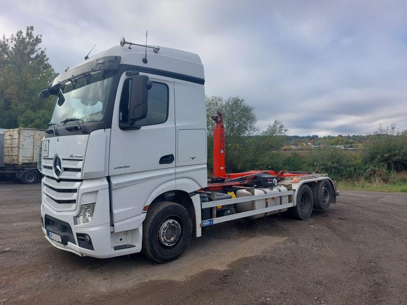 Mercedes-Benz Actros 2646 - Camion ampliroll: photos 1 Mercedes-Benz Actros 2646 - Camion ampliroll: photos 1