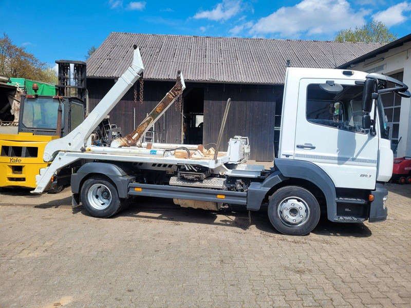 Mercedes-Benz Atego 818 Skip loader - Camion multibenne: photos 4 Mercedes-Benz Atego 818 Skip loader - Camion multibenne: photos 4