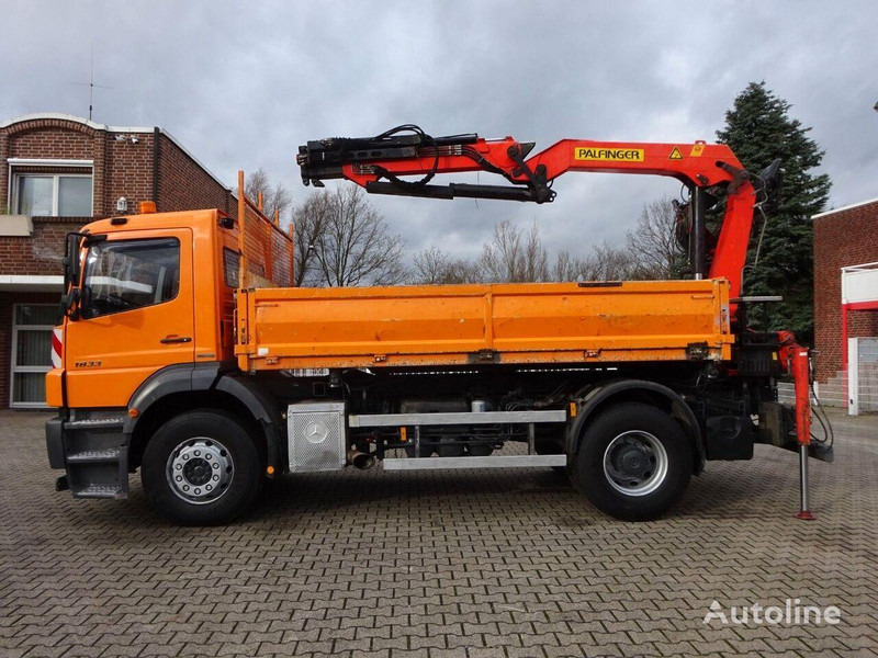 Mercedes-Benz Axor 1833 - 2 way tipper+crane - Camion benne, Camion grue: photos 5 Mercedes-Benz Axor 1833 - 2 way tipper+crane - Camion benne, Camion grue: photos 5