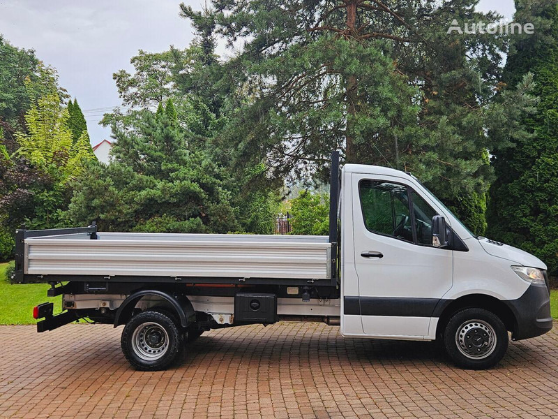 Mercedes-Benz Sprinter 51 9 CDI 3 way tipper - Utilitaire benne: photos 4 Mercedes-Benz Sprinter 51 9 CDI 3 way tipper - Utilitaire benne: photos 4