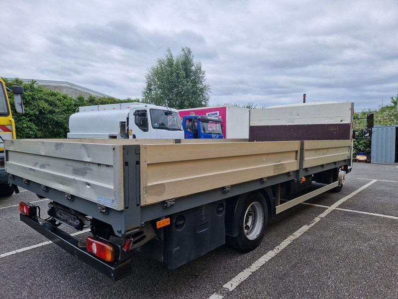 Mitsubishi 70 C 18 Fuso Canter Pritschenwagen Euro 6 - Camion plateau: photos 4 Mitsubishi 70 C 18 Fuso Canter Pritschenwagen Euro 6 - Camion plateau: photos 4