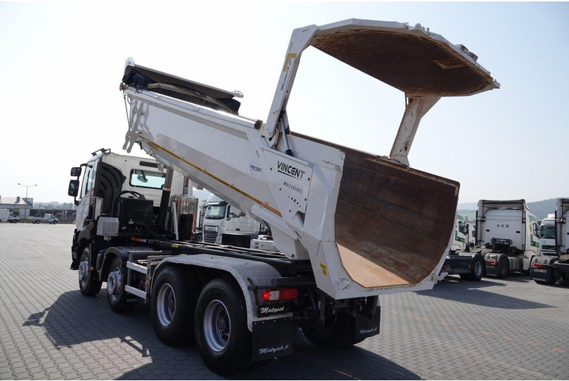 Renault C 480 - Camion benne: photos 4 Renault C 480 - Camion benne: photos 4