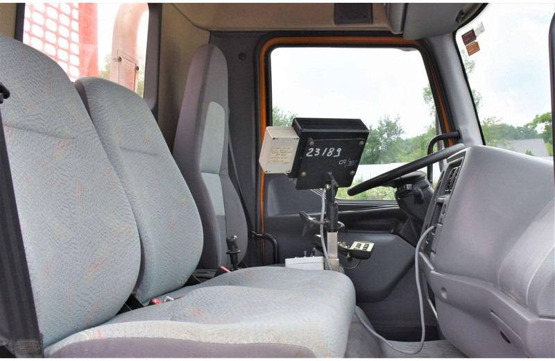 Camion benne Renault MIDLUM 220 DCI: photos 10