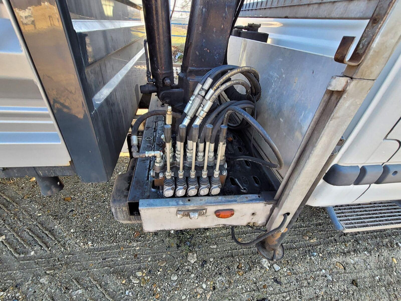 Renault Mascott 160 Three-sided tipper + Crane KO - 6.5tons - Utilitaire benne: photos 5 Renault Mascott 160 Three-sided tipper + Crane KO - 6.5tons - Utilitaire benne: photos 5