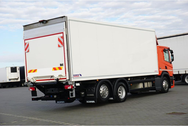 Scania P 410 / E 6 / CHŁODNIA + WINDA / 18 PALET / RETARDER / OŚ SKRĘTN - Camion frigorifique: photos 5 Scania P 410 / E 6 / CHŁODNIA + WINDA / 18 PALET / RETARDER / OŚ SKRĘTN - Camion frigorifique: photos 5