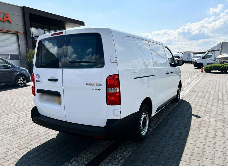 Toyota Proace Long Lang Maxi Import DE - Fourgon grand volume: photos 4 Toyota Proace Long Lang Maxi Import DE - Fourgon grand volume: photos 4