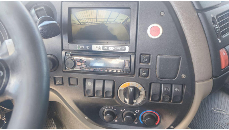 Tracteur routier DAF XF 105.460 Lowdeck - MEGA: photos 14