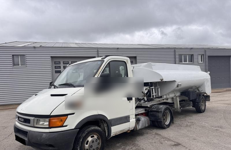 Iveco 35C15 - Tracteur routier: photos 1 Iveco 35C15 - Tracteur routier: photos 1