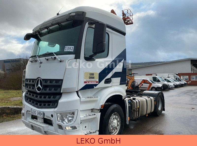 Mercedes-Benz Arocs 4x4 Euro 6 Kipphydraulik - Tracteur routier: photos 3 Mercedes-Benz Arocs 4x4 Euro 6 Kipphydraulik - Tracteur routier: photos 3