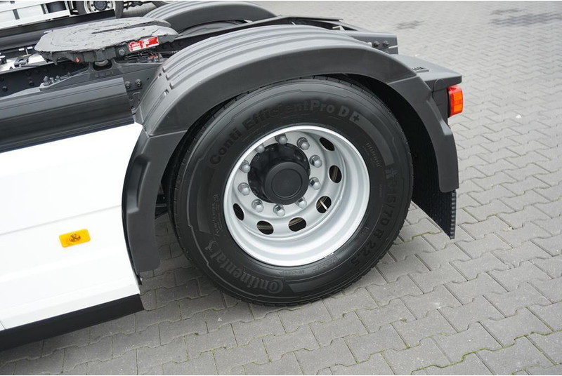 Tracteur routier Volvo FH / AREO / 460 / I – SAVE / XL / EURO 6 / ACC / I -COOL / NOWY: photos 19 Tracteur routier Volvo FH / AREO / 460 / I – SAVE / XL / EURO 6 / ACC / I -COOL / NOWY: photos 19