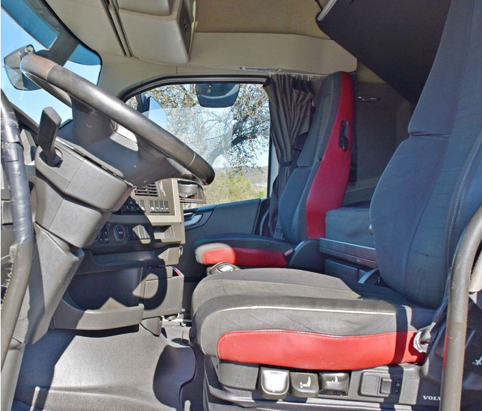 Crédit-bail de Volvo FH 420 Volvo FH 420: photos 9 Crédit-bail de Volvo FH 420 Volvo FH 420: photos 9