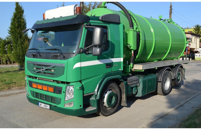 Volvo FM 370 - Vacuum truck - Camion hydrocureur: photos 1 Volvo FM 370 - Vacuum truck - Camion hydrocureur: photos 1