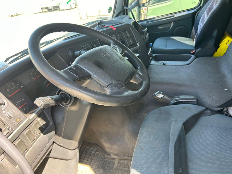 Volvo FM330 Kran Hiab 113K Pro Euro 5+EEV.2x Ger - Camion plateau, Camion grue: photos 5 Volvo FM330 Kran Hiab 113K Pro Euro 5+EEV.2x Ger - Camion plateau, Camion grue: photos 5